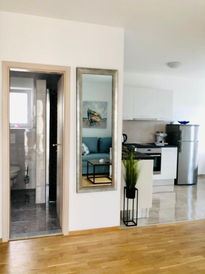 Villa Dani Sea & Pool Apartments Trogir Exteriér fotografie