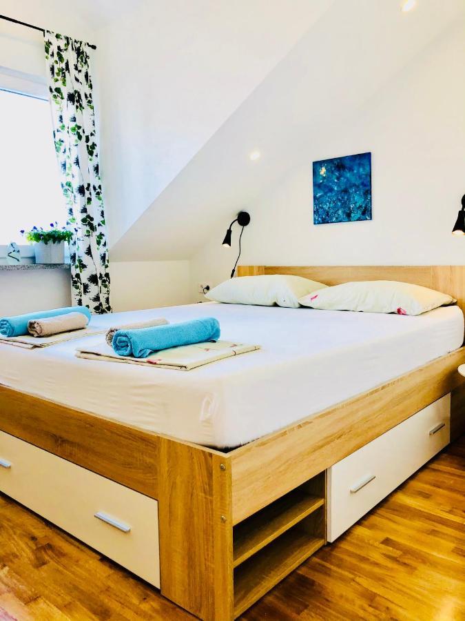 Villa Dani Sea & Pool Apartments Trogir Exteriér fotografie
