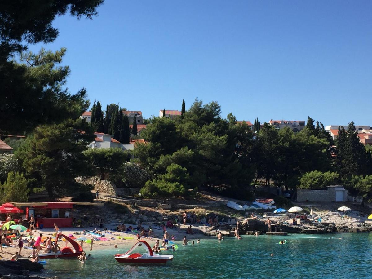 Villa Dani Sea & Pool Apartments Trogir Exteriér fotografie