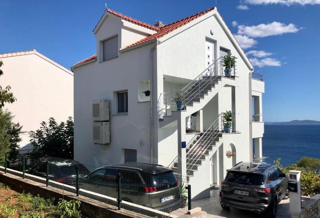 Villa Dani Sea & Pool Apartments Trogir Exteriér fotografie